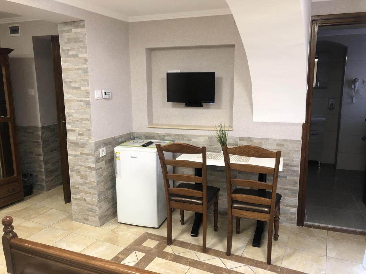 Mosoly Apartman Szeged Eksteriør billede