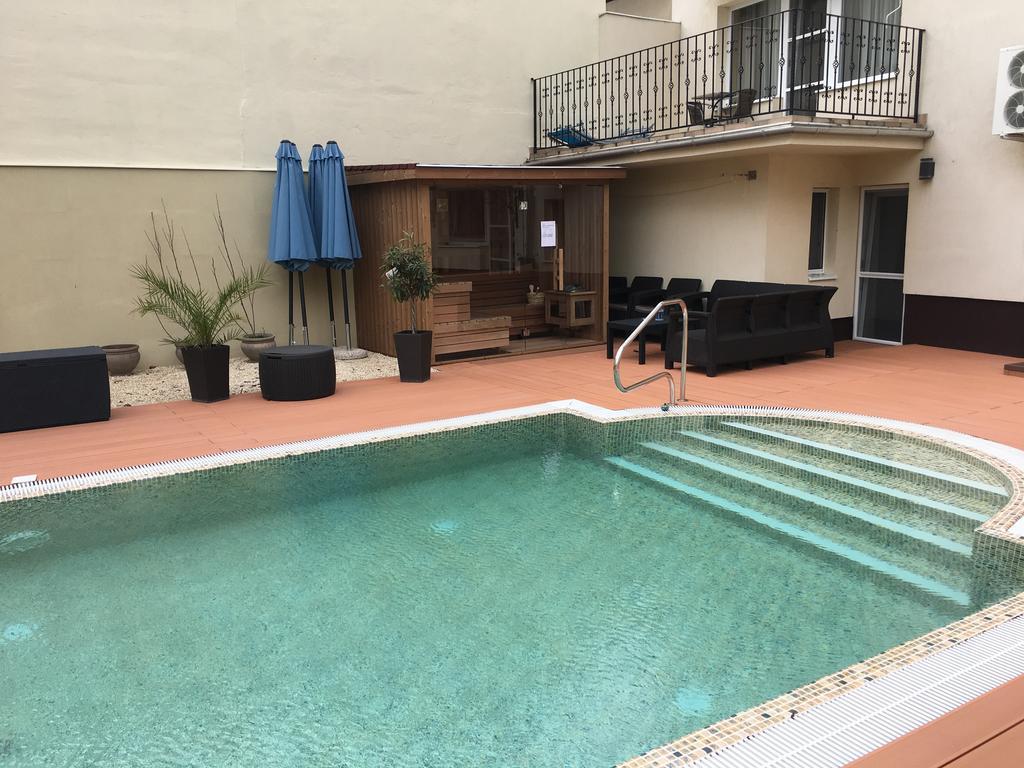 Mosoly Apartman Szeged Eksteriør billede