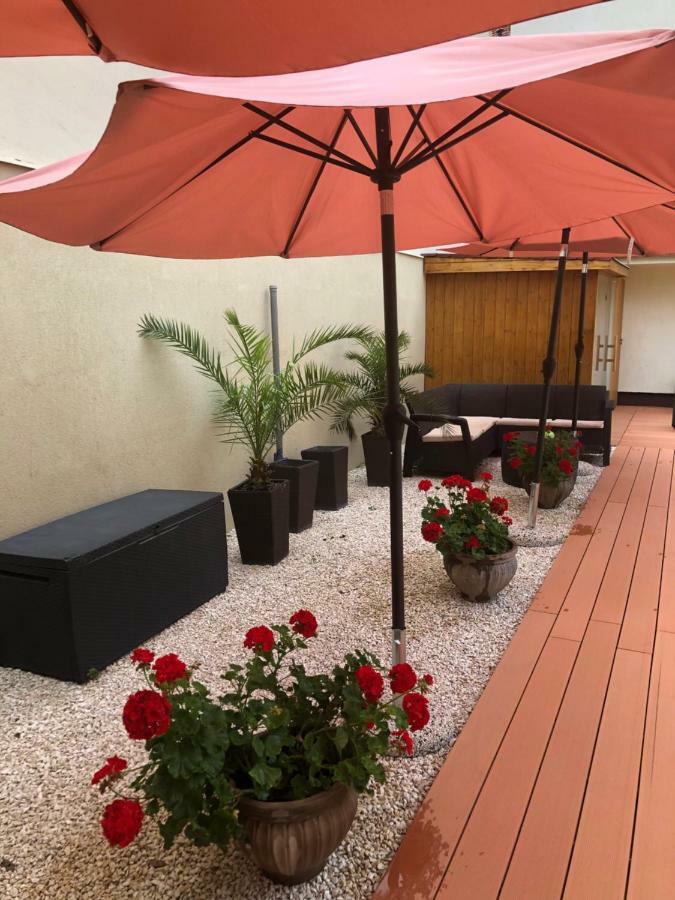 Mosoly Apartman Szeged Eksteriør billede